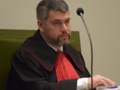 Dymisja trzech rzeczników dyscyplinarnych powołanych przez Schaba. To neo-sędziowie awansowani za PiS