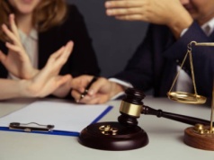 Giżycko: wyrok rozwodowy uznany za nieistniejący. Minister Żurek: „Wadliwe powołania destabilizują orzecznictwo”