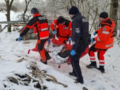 Miał 4 promile alkoholu i siedział na przystanku. Od początku roku odnotowano 17 ofiar wychłodzenia