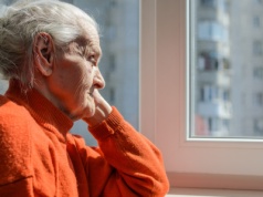 13 proc. seniorów miewa myśli samobójcze. Główny powód? Samotność i poczucie bycia niepotrzebnym