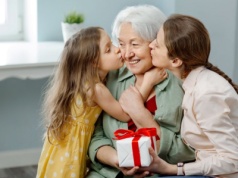 Prezent last minute na Dzień Babci i Dziadka. Na pewno wybierzecie coś z tej listy