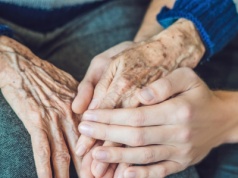 Samotne wnuczki. Dorosłe kobiety o pustce, której nie da się już wypełnić