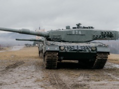 Czescy pancerniacy ćwiczą na Leopardach 2