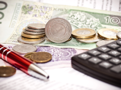 Nerwowość na krajowym parkiecie w cieniu rosnących rentowności i silnego złotego