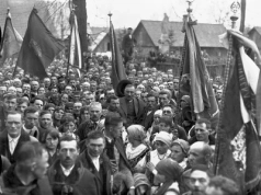 Największy chłopski bohater. Wytrwały, pracowity. Nie złamały go szykany