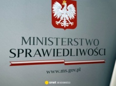 Afera korupcyjna w Ministerstwie Sprawiedliwości. Śledczy wykryli półmilionową łapówkę