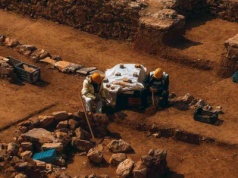 Niemowlęta z tatuażami. Wszystko przez nową wiarę