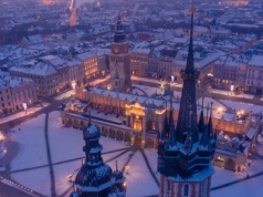 Gdzie na ferie? Zamiast gór - miasto, które zimą zachwyca bardziej niż latem. Tutaj każdy znajdzie coś dla siebie