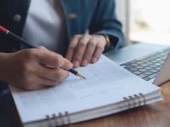 Tego urlopu pracodawca nie może odmówić. Nawet dwa dni na załatwienie spraw rodzinnych