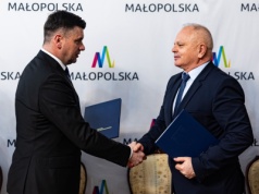 Nowe pociągi dla Małopolski. 383 mln zł na nowoczesny i dostępny transport kolejowy