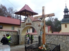 Czy zbuntowany duchowny zostanie eksmitowany z Pustelni w Czatachowie?