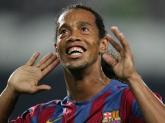 Życie legendy bez tajemnic. Powstaje serial o Ronaldinho