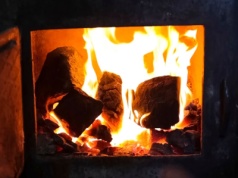 Ceny węgla w styczniu 2026 mogą zaskoczyć. Tyle trzeba zapłacić za tonę opału