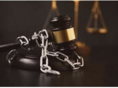 Prof. Romuald Szeremietiew: Przyzwoitość jako rzadkość w życiu publicznym