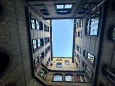 Kultowy budynek byłej biblioteki zachwyca do dziś. Zobaczcie jego zakamarki