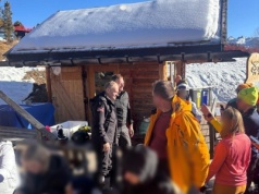 TYLKO U NAS! Donald Tusk na nartach we włoskim kurorcie!