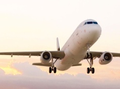 Ruszyły ferie, a tu taki nowy zakaz na pokładach samolotów. Pasażerowie muszą się przygotować