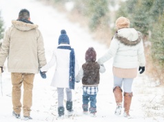 Nawet 8 dni płatnego wolnego dla tych rodziców. Do Sejmu trafiła przełomowa petycja