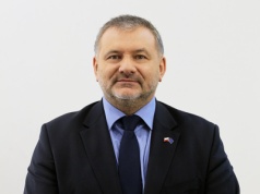 Żurek wyjaśnia czemu policja weszła do KRS. "Wszczęto bunt"