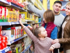 Kaufland, Lidl, Aldi czy Edeka? Ten supermarket ma największe promocje