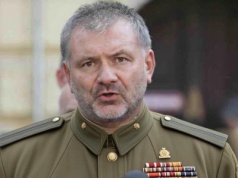 Zamach na KRS i hipokryzja obrońców standardów