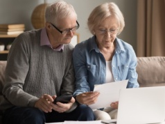 ZUS rozliczy emerytów. Kto chce dostać ulgę, musi złożyć formularz