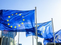 Cła na towary z krajów europejskich odsunięte – Trump zmienia narrację