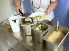 Program "Dobry posiłek w szpitalu" dobiegł końca. Czas na zmiany. Pieniędzy na jedzenie będzie mniej