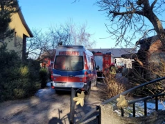 Pożar kotłowni w domu jednorodzinnym. Dwie osoby w poszkodowane
