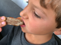 Czy odrobaczać dzieci profilaktycznie? Psychodietetyk: "Najpierw pomyślałabym o diecie"