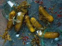 Kto płaci, jeśli stłukłeś słoik w sklepie? Oto co mówią przepisy