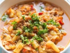 Zawsze dorzucam do gulaszu. Goście się dziwią, a później proszą o dokładkę