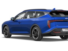 Kia K4 Kombi wjeżdża do Polski: 604 l bagażnika i kusząca cena