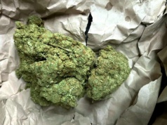 Kontrola drogowa zakończona zarzutem posiadania znacznej ilości narkotyków