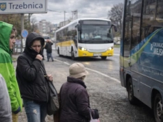 Pasażerowie płacą więcej przez urzędnicze opóźnienia