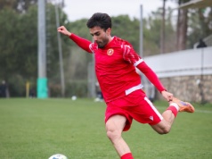 Fran Alvarez jak Marek Citko w Lidze Mistrzów. Awaria przerwała drugi sparing Widzewa