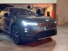 Volvo EX60 na żywo. Najmodniejszy SUV z przyszłości już tu jest