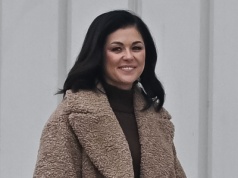 Już nie klasyczne puchówki. Kurtki "noir et blanc" w stylu Cichopek podbijają Instagram