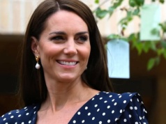 Ten odcień odmładza i pasuje każdemu. Maple bronde podbija zimowe trendy