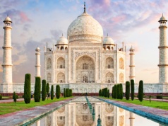 "Łza na policzku czasu". O słodko-gorzkim losie Tadź Mahal (i jego niepewnej przyszłości)