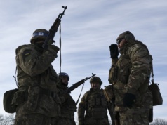 Polacy walczący w ukraińskim wojsku mają uniknąć kary. Przepisy nabierają kształtu