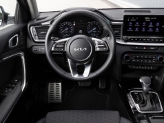 Koreańskie kombi z automatem za 95 900 zł. Cena spadła o ponad 20 tys. zł przez przygodę w transporcie