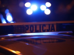 Miał wtargnąć w nocy do mieszkania i zacząć dusić 13-latkę. Wstrząsające ustalenia prokuratury