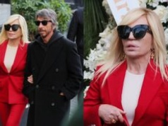Donatella Verscace W CZERWIENI na pogrzebie Valentino. Kreacją oddała hołd projektantowi (ZDJĘCIA)