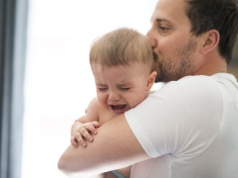 Dziecko nie chce spędzać czasu z mamą, bo woli tatę? "Taka sytuacja nie będzie trwała wiecznie"