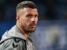 Lukas Podolski stracił nerwy. Mocny wpis w nocy. "To prowadzi donikąd"