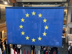 Obowiązek światłowodu w każdym domu? Tego chce Unia Europejska