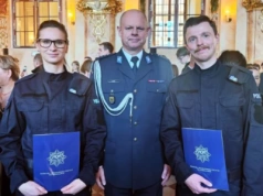 Ślubowanie nowych policjantów