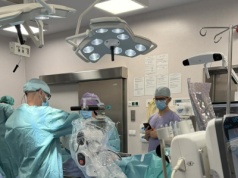 Roboty opanowały sale operacyjne? Tak pracuje ortopedyczne ramię