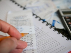 KSeF rusza za chwilę, a testy zrobiła garstka firm. MF zamyka platformę testową